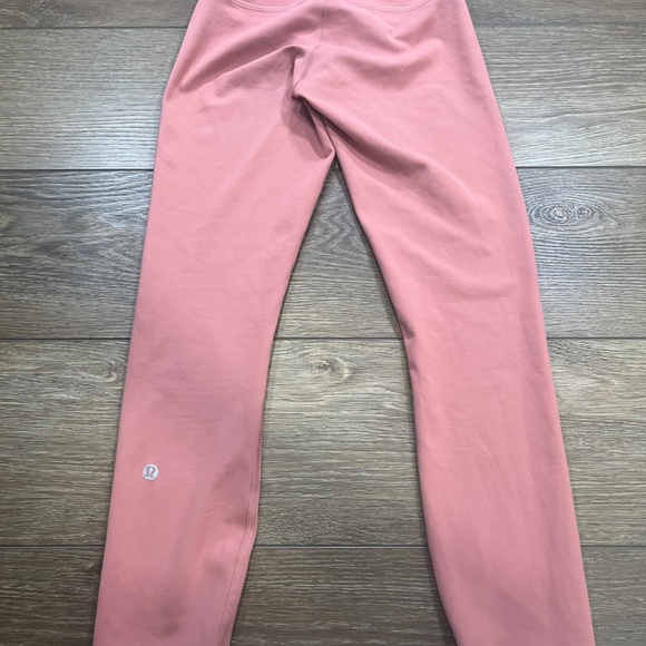 LuluLemon Wunder Train High-Rise Crop Legging Sz 4 Blush Pink - Picture 4 of 10